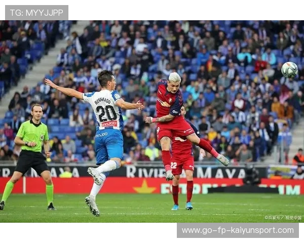 塞维利亚锋线配合见效，西甲继续挑战强队